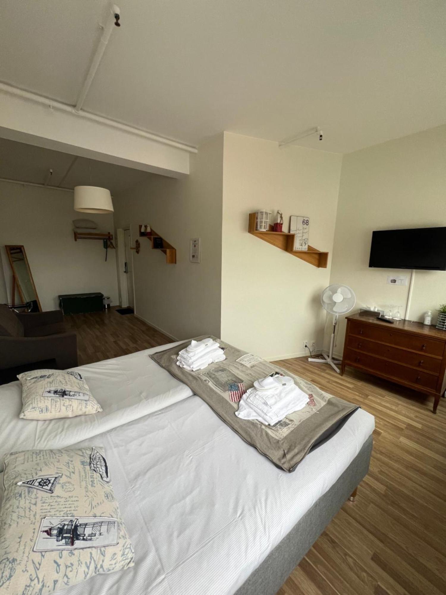 Grebys Hotell & Restaurang Grebbestad Eksteriør bilde