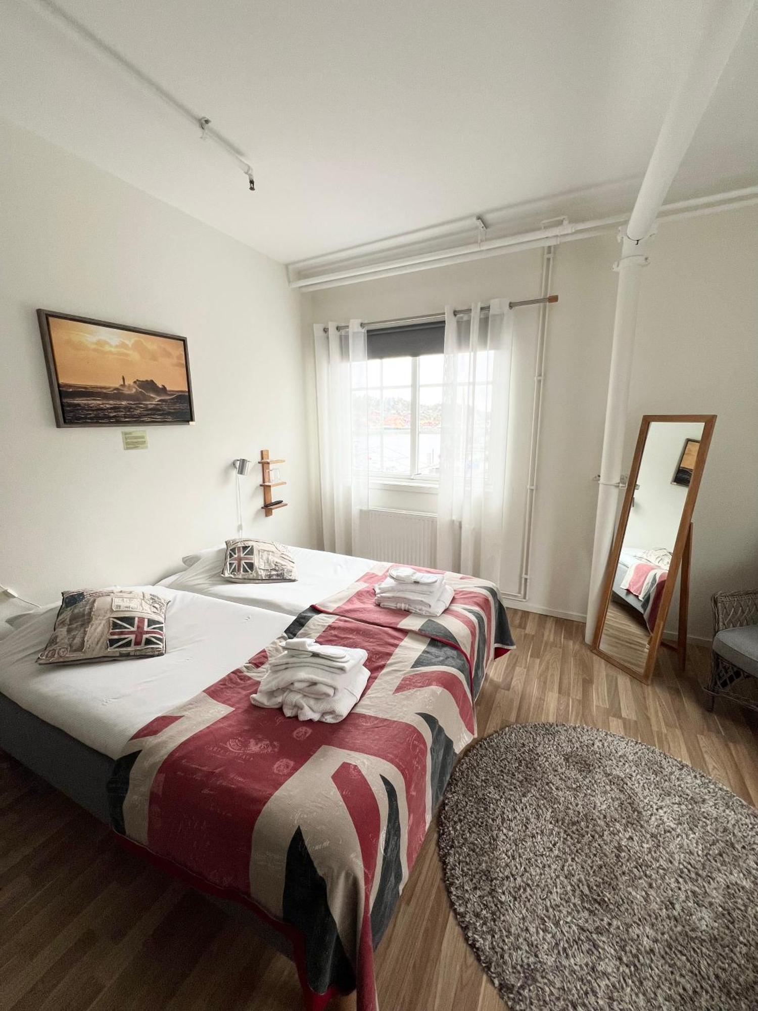 Grebys Hotell & Restaurang Grebbestad Eksteriør bilde