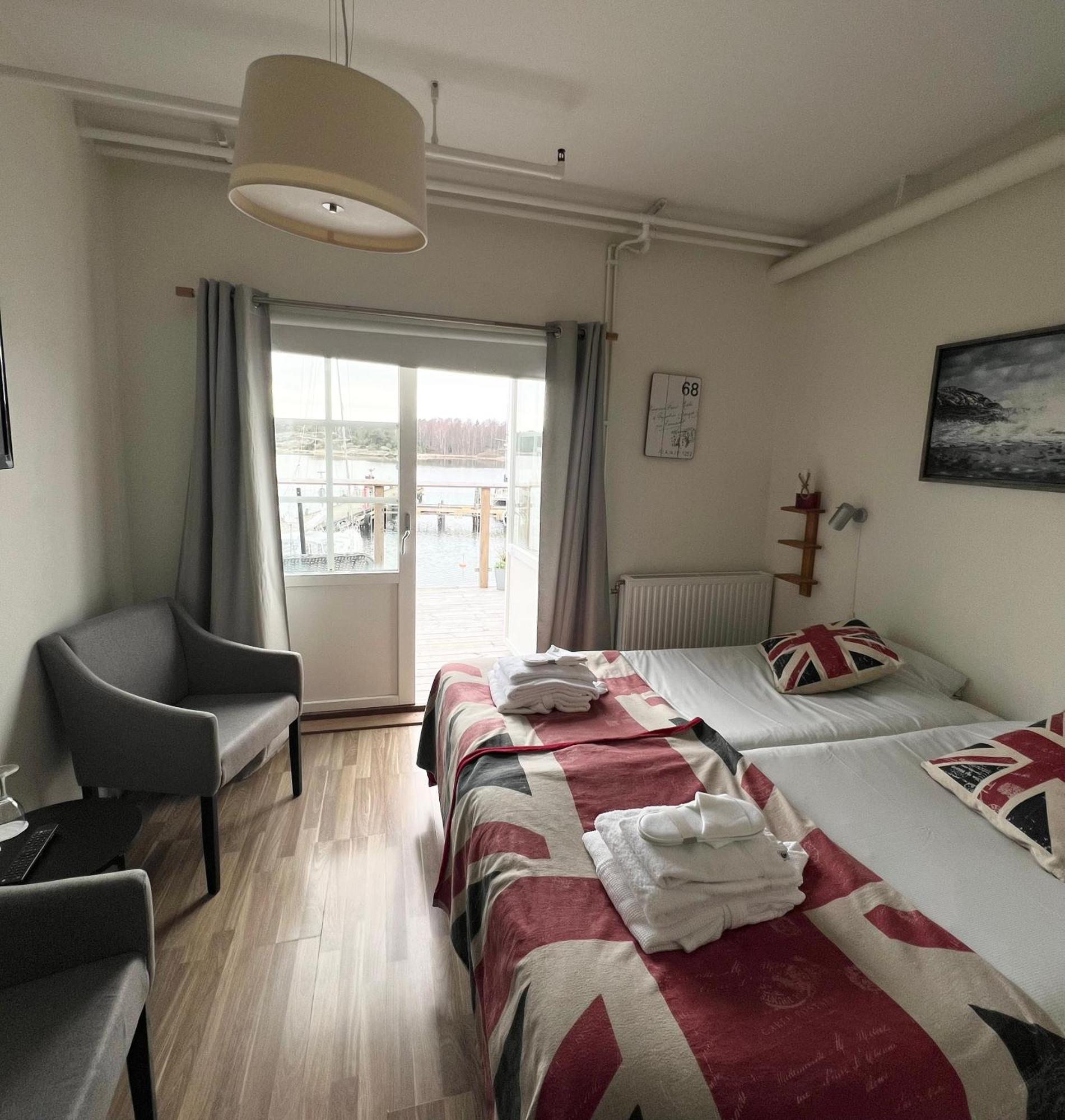 Grebys Hotell & Restaurang Grebbestad Eksteriør bilde