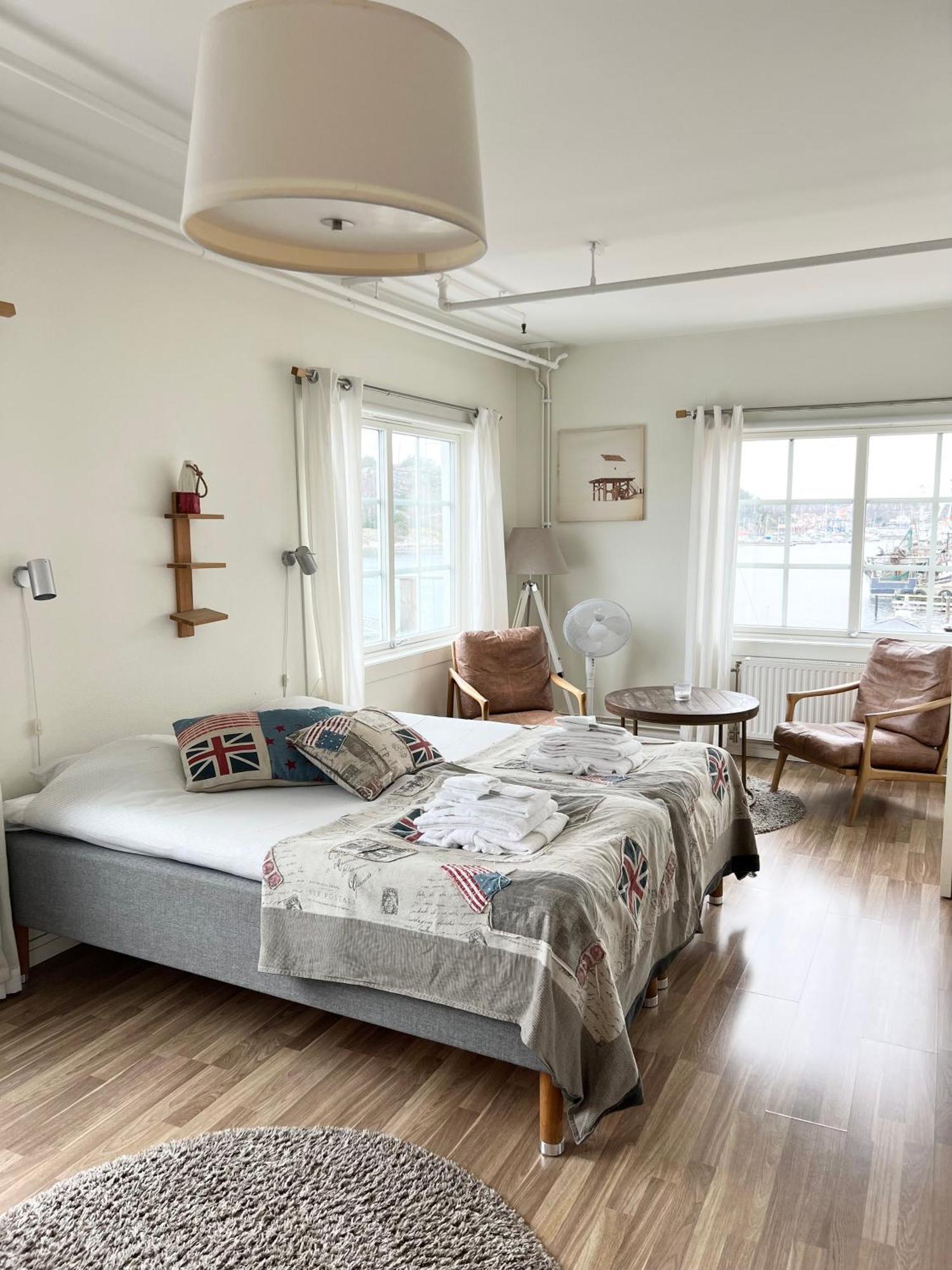 Grebys Hotell & Restaurang Grebbestad Eksteriør bilde